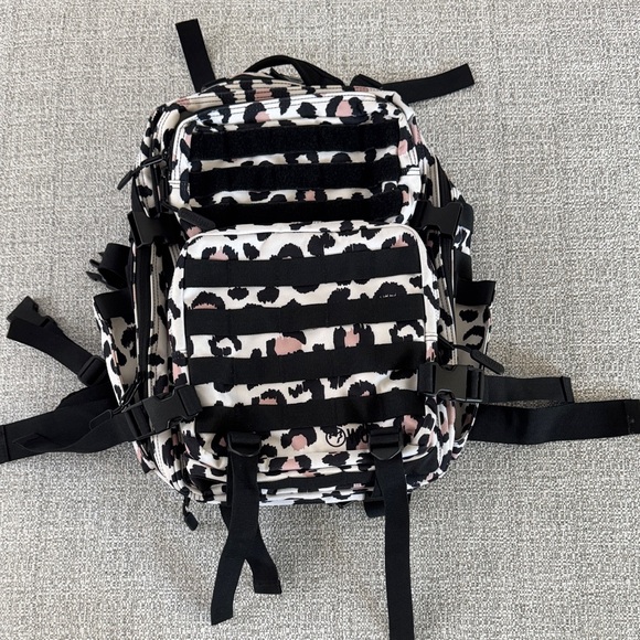 WOLFPAK Leopard Print Backpack with Black Straps - Picture 1 of 9
